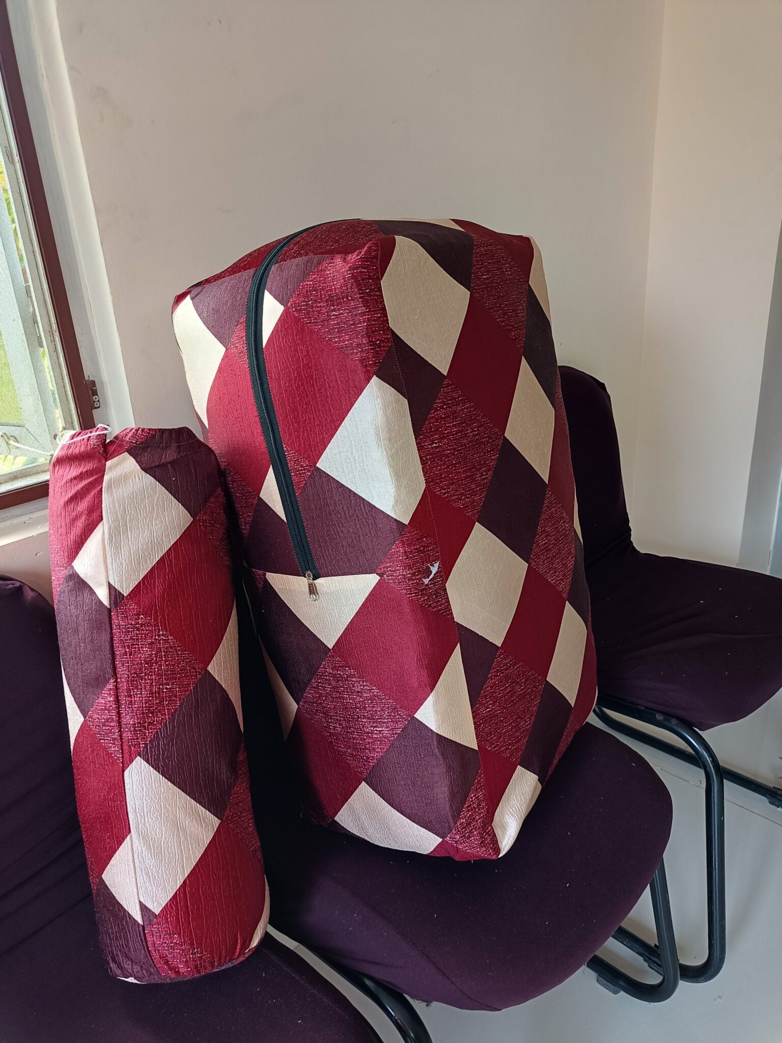 VIBAREETHA KARANI PILLOW COVER